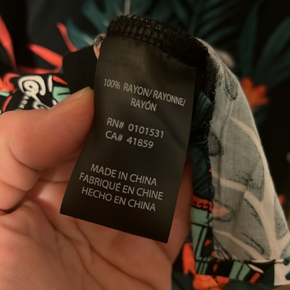 Coca-cola Men’s button up - Picture 6 of 7